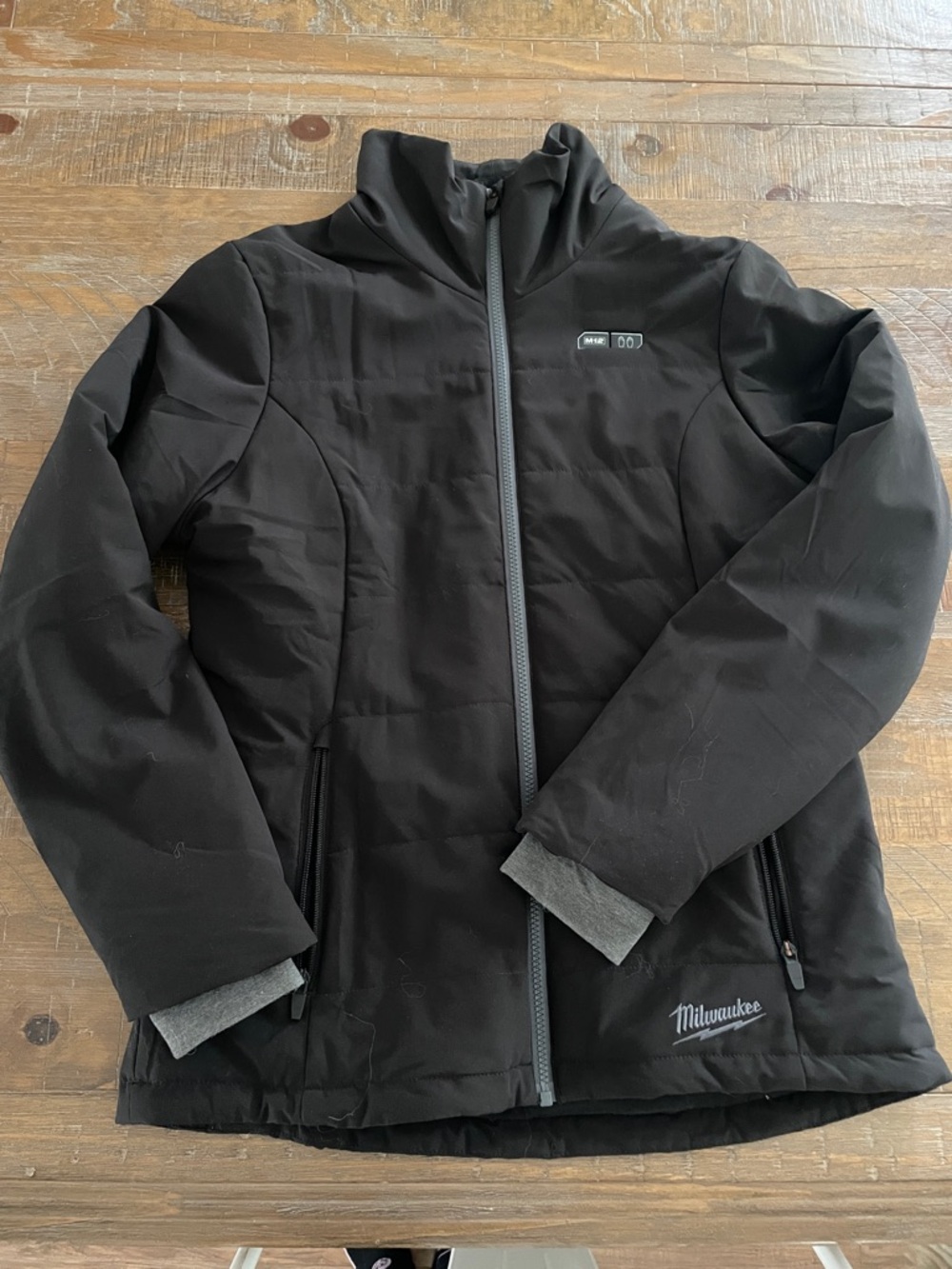Milwaukee M12 Women's Black Heated Zip Jacket Size Medium